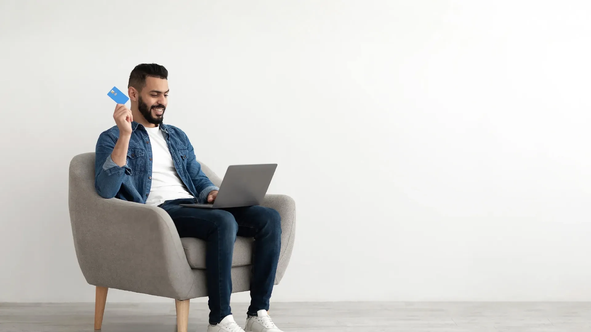 Comprar boletos SorteoTec en línea, laptop