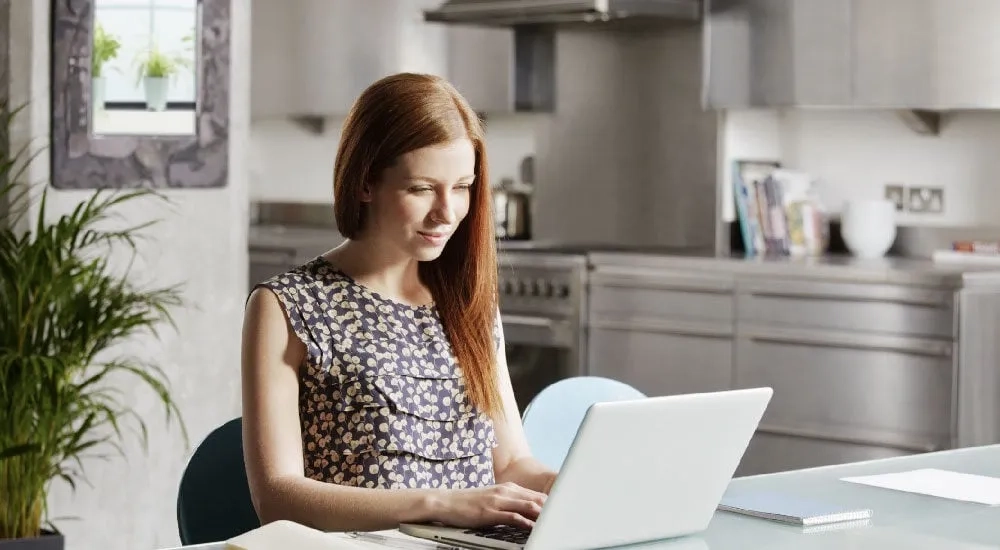 ¡Descubre cómo ganar dinero por Internet desde casa!