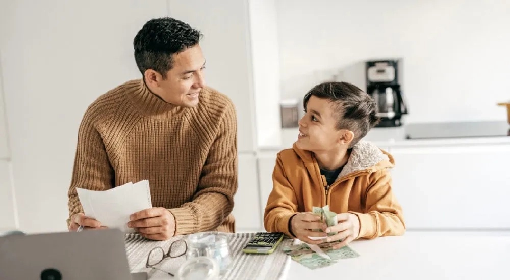 10 ideas para ahorrar dinero para la universidad de tus hijos