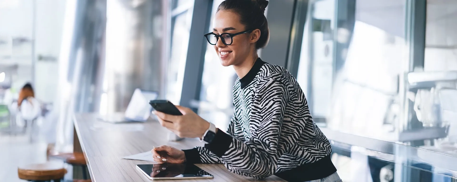 Conoce los trabajos digitales mejor pagados, habilidades clave y opciones sin experiencia para crecer online. Descubre cómo empezar hoy y mejorar ingresos.